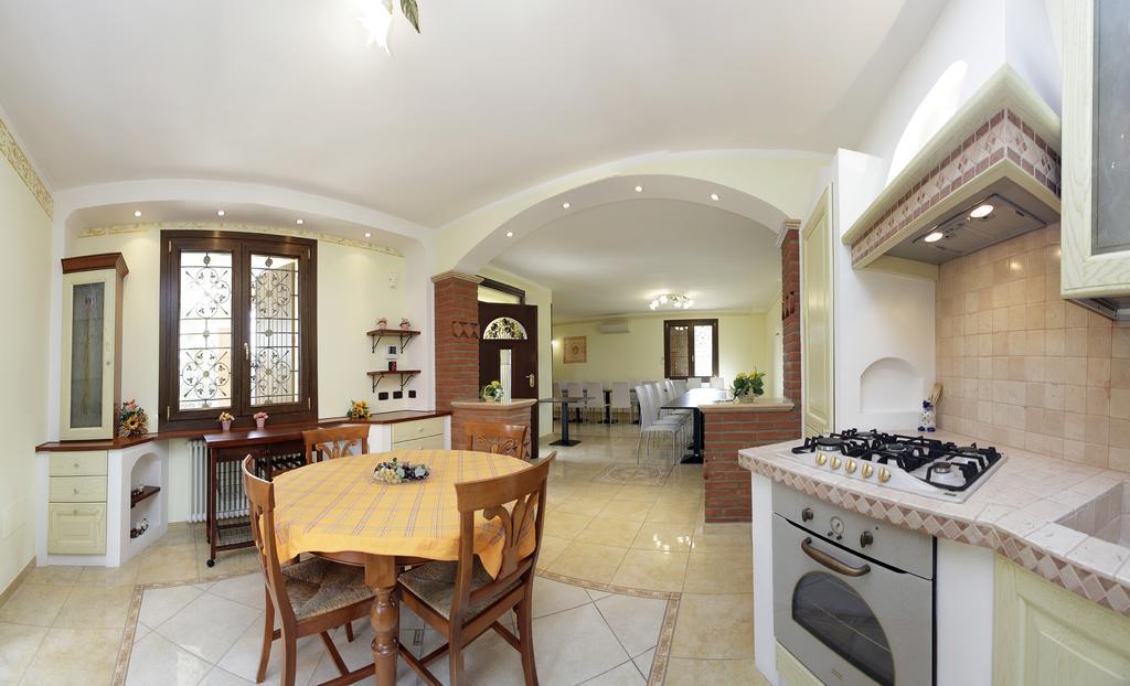 Borgo Dei Sensi Bed and Breakfast Casumaro Exteriör bild